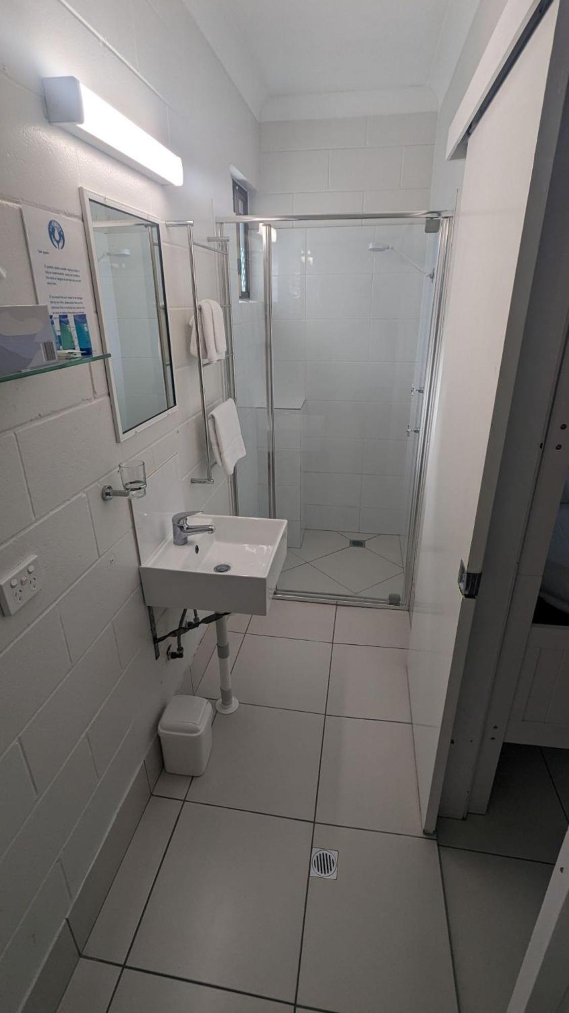Moffat Beach Motel Caloundra Buitenkant foto
